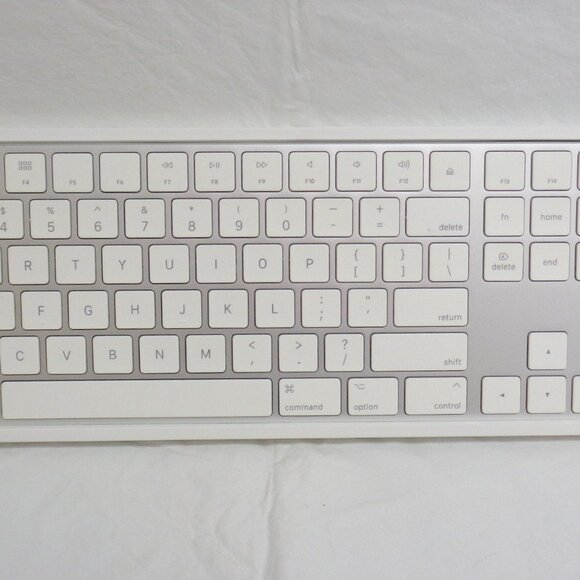 Apple Magic Keyboard and Magic Trackpad bundle in box - Picture 1 of 14